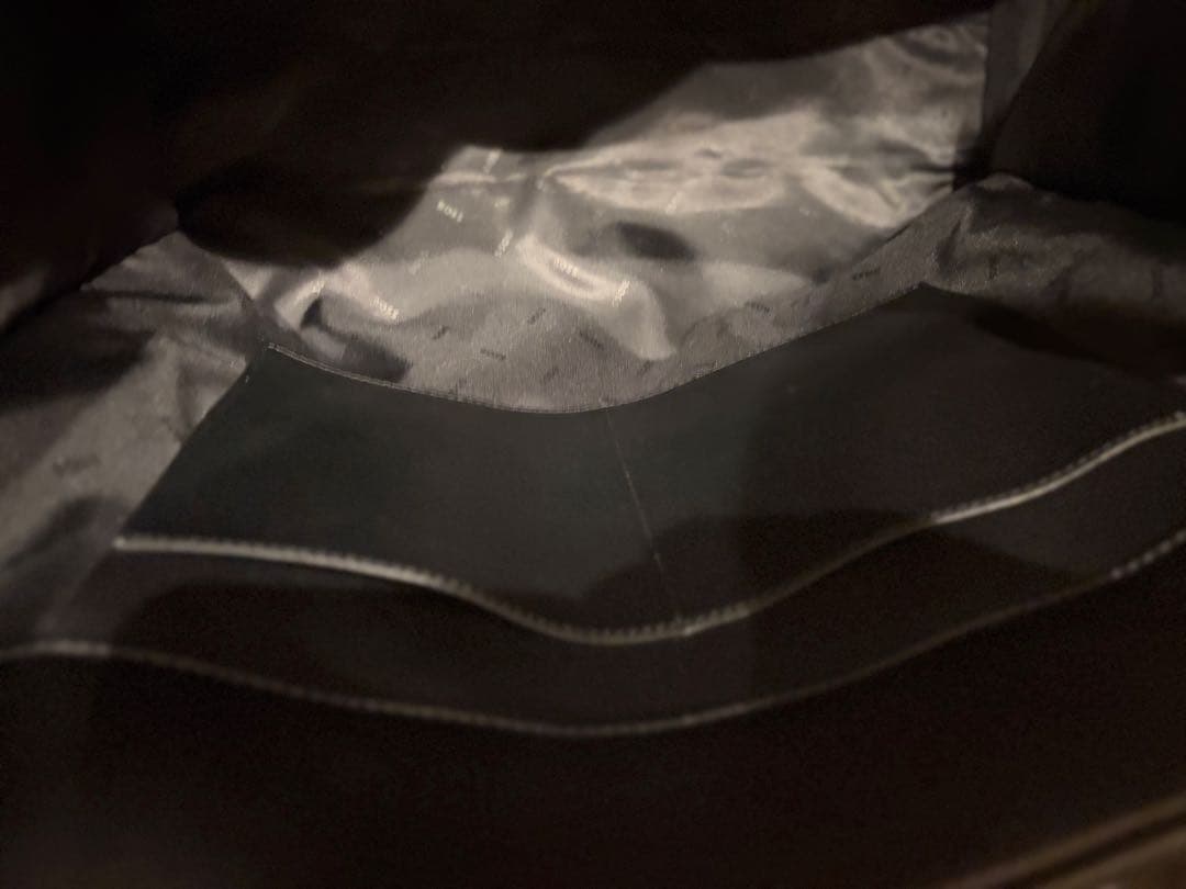 HUGO BOSS ブラックレザービジネスバッグ　トートバッグ　美品