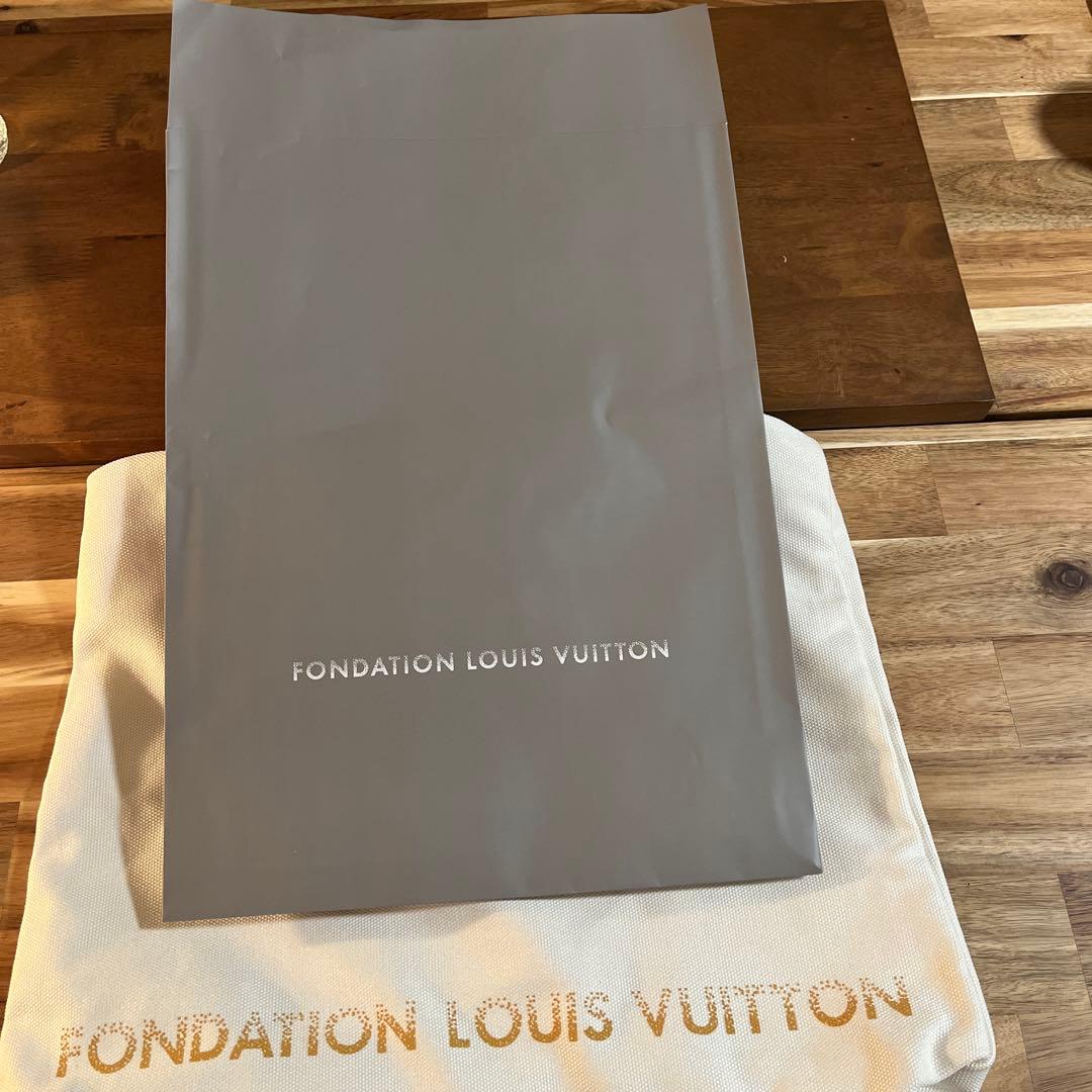 kesera 様用LOUIS VUITTON FONDATION トートバッグ