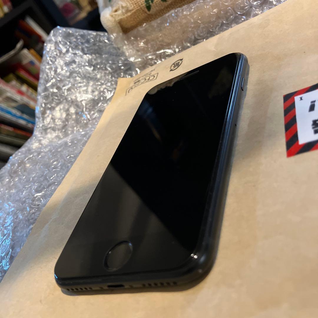 iPhone SE 第3世代　128GB 本体