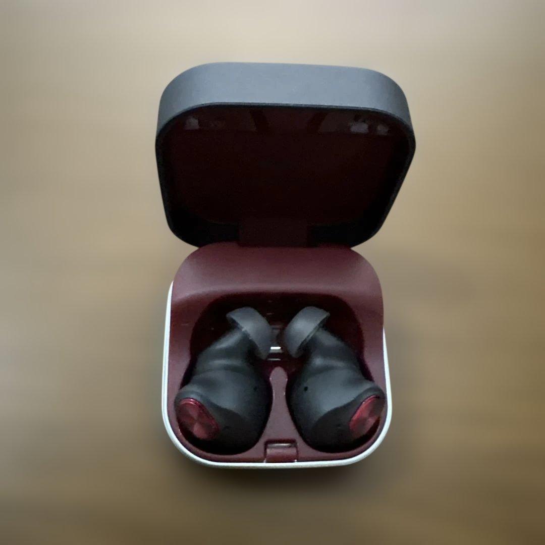 AVIOT ワイヤレスイヤホン　ローレン・イロアスモデル