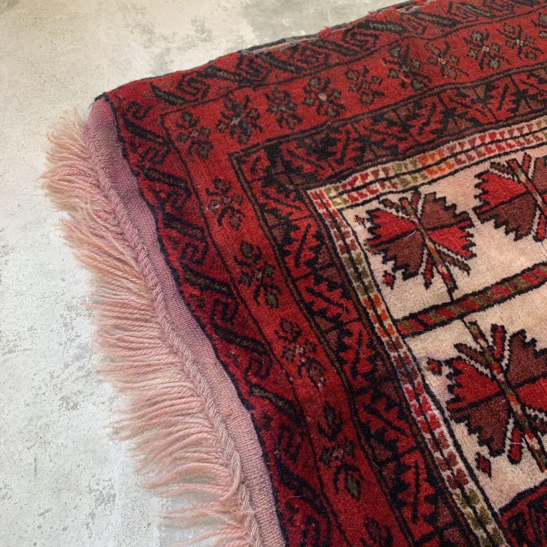 △ antique 絨毯 ② △