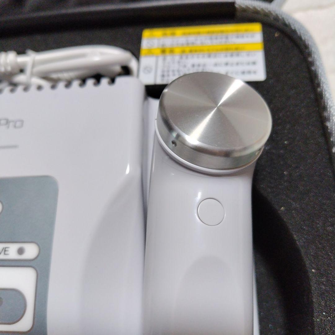 新品同様美品！ナリスビューティープロソニック　エステ 美顔器　ジェル102本付