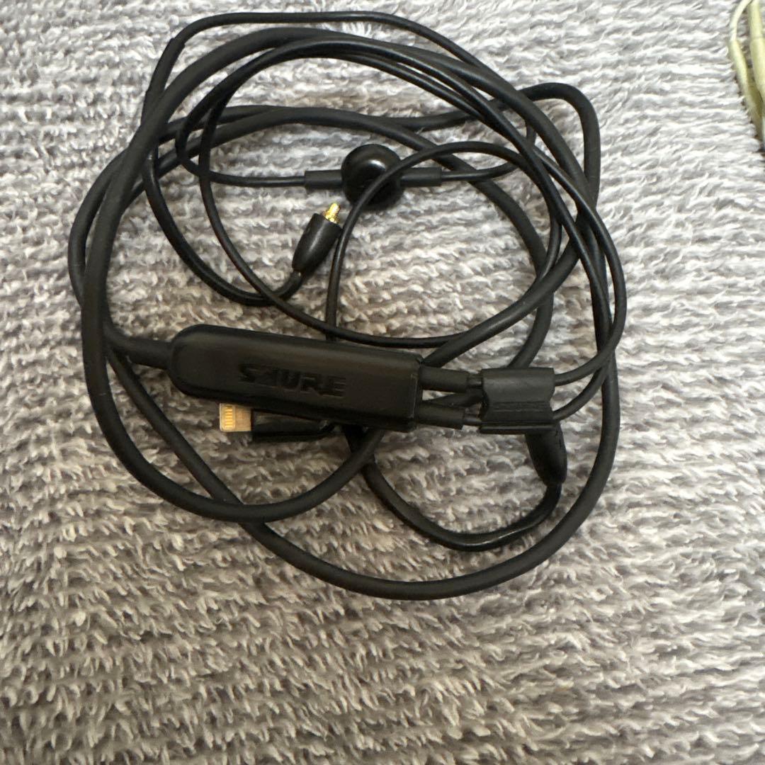 Shure SE595ワイヤレスイヤホン レッド