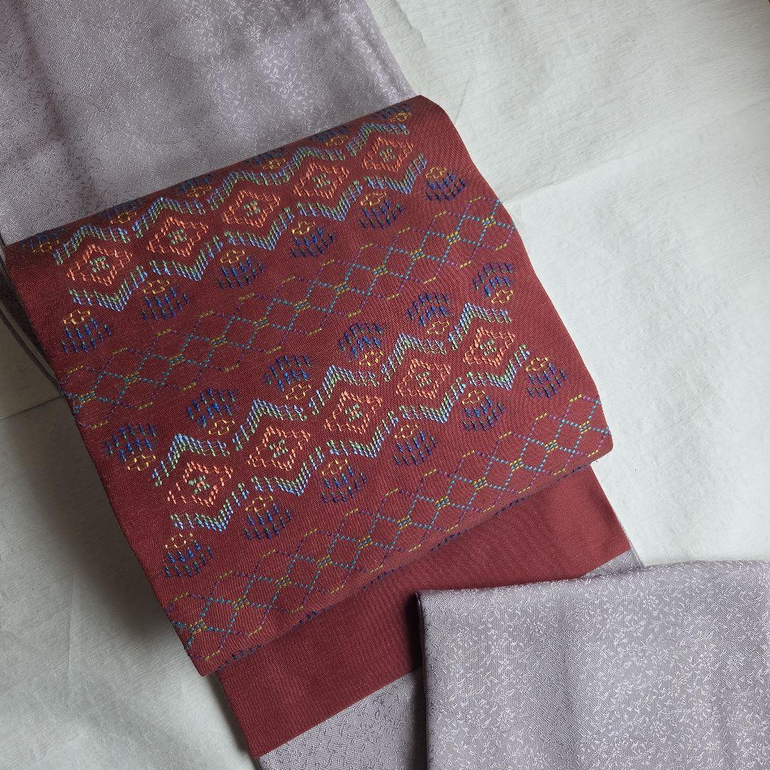 作家物　品のあるシルバーグレー　地紋が美しい雪輪柄の江戸小紋