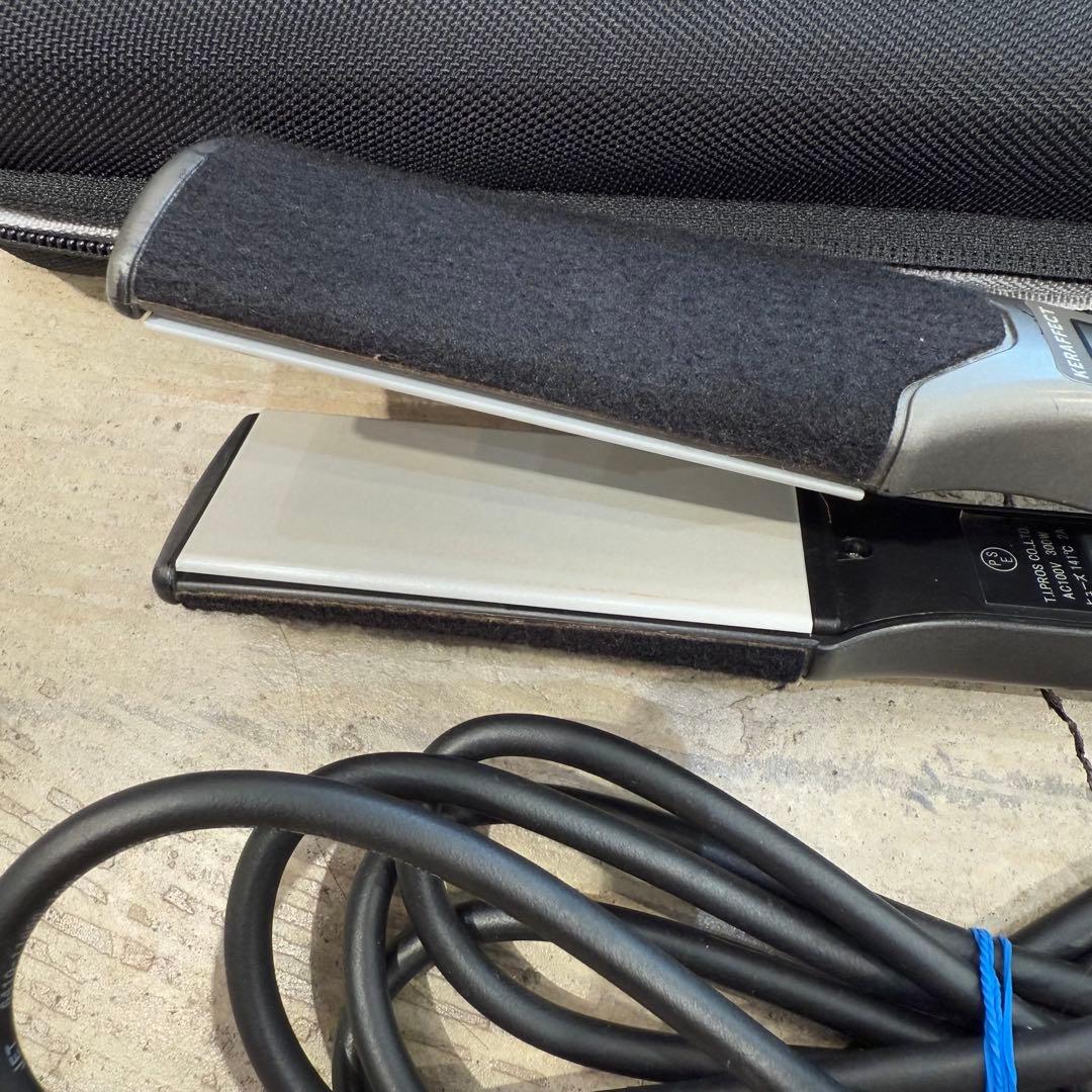 KERAFECT ケラフェクト ストレートヘアアイロン　美品