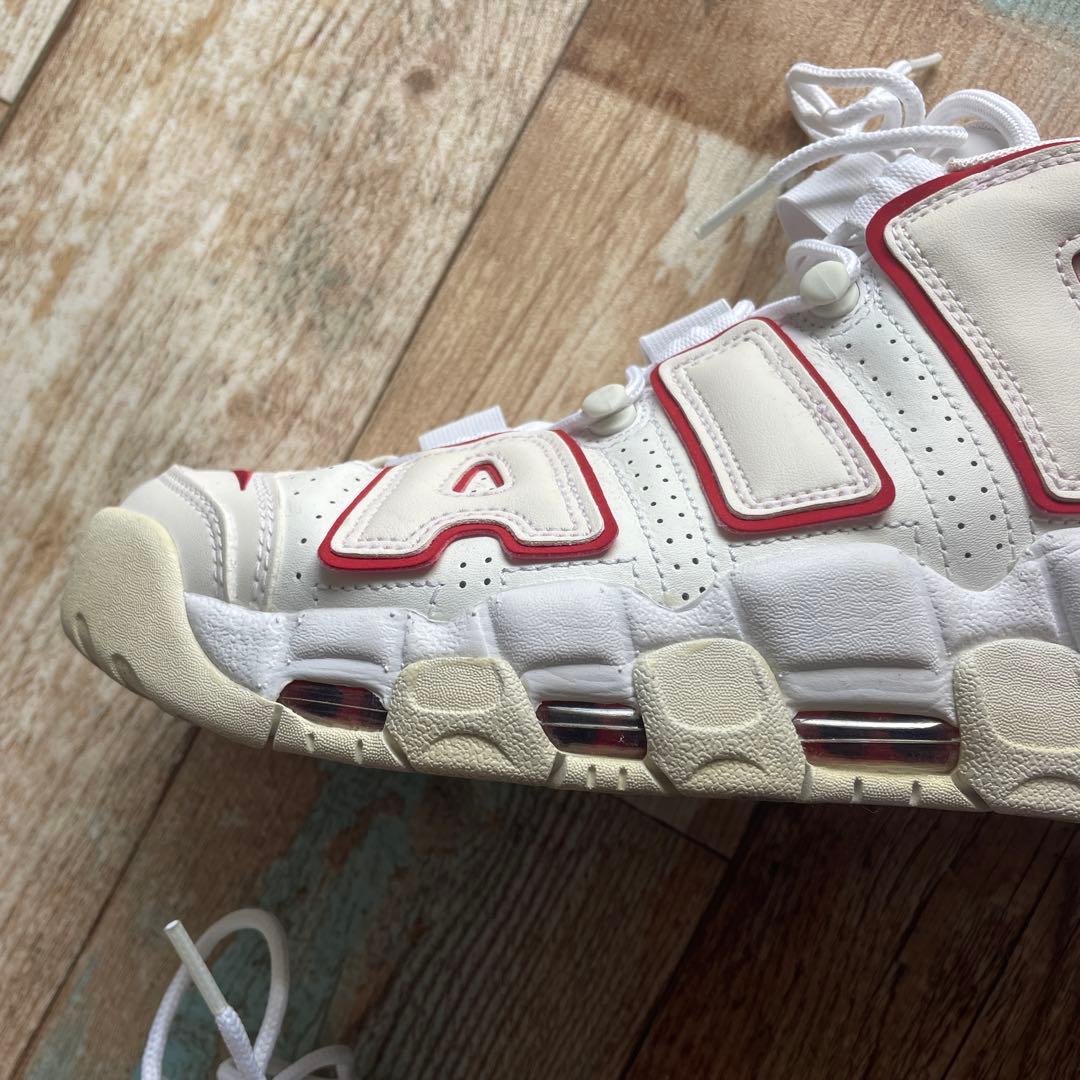Nike Air More Uptempo ホワイト/レッド