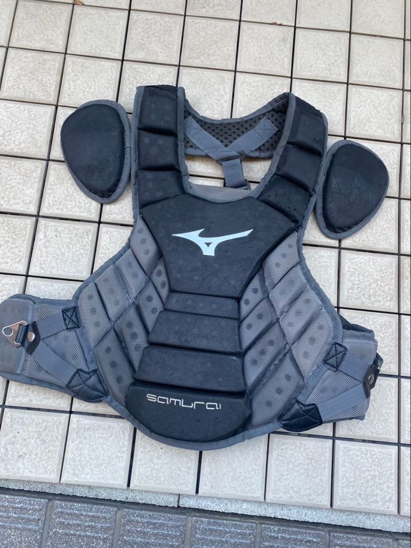 キャッチャー防具一式 (ミズノ)
