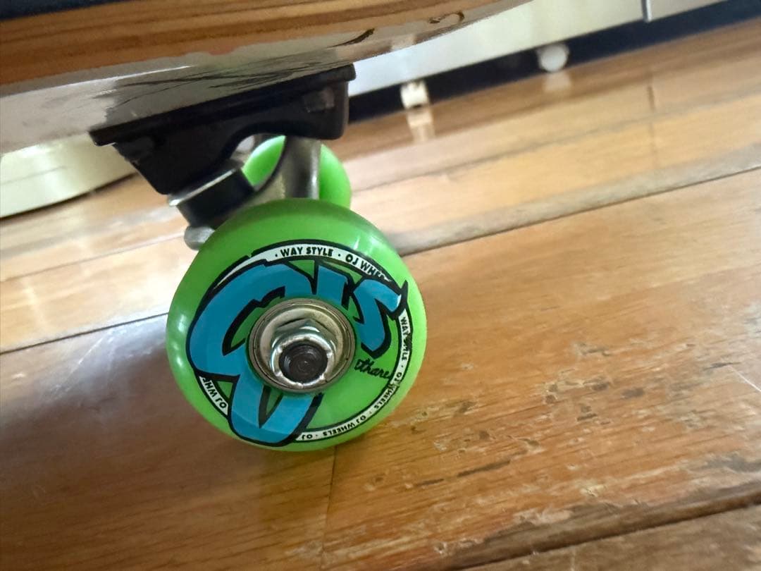 koi ★プロフご確認ください。★ SANTA CRUZ スケボー