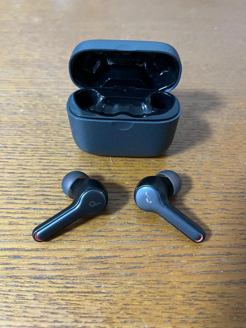 Anker / ワイヤレスイヤホン♪ （3点セット）