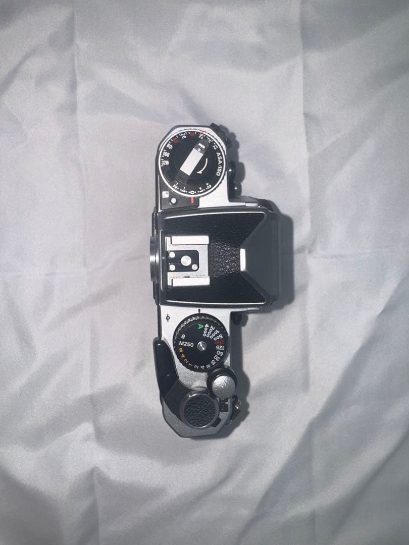 Nikon FE2 シルバー フィルムカメラ 一眼レフ 完動品