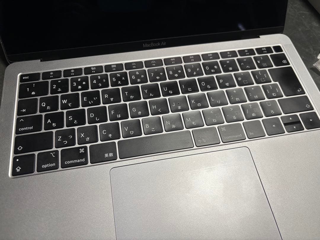 【美品】MacBook Air 2018｜充放電84回｜箱・純正充電器付