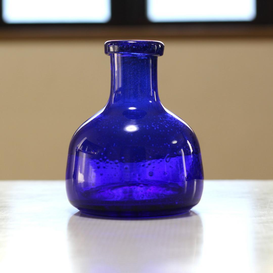 【サイン入り】エリックホグラン　Erik Hoglund　ブルーガラス 花器花瓶