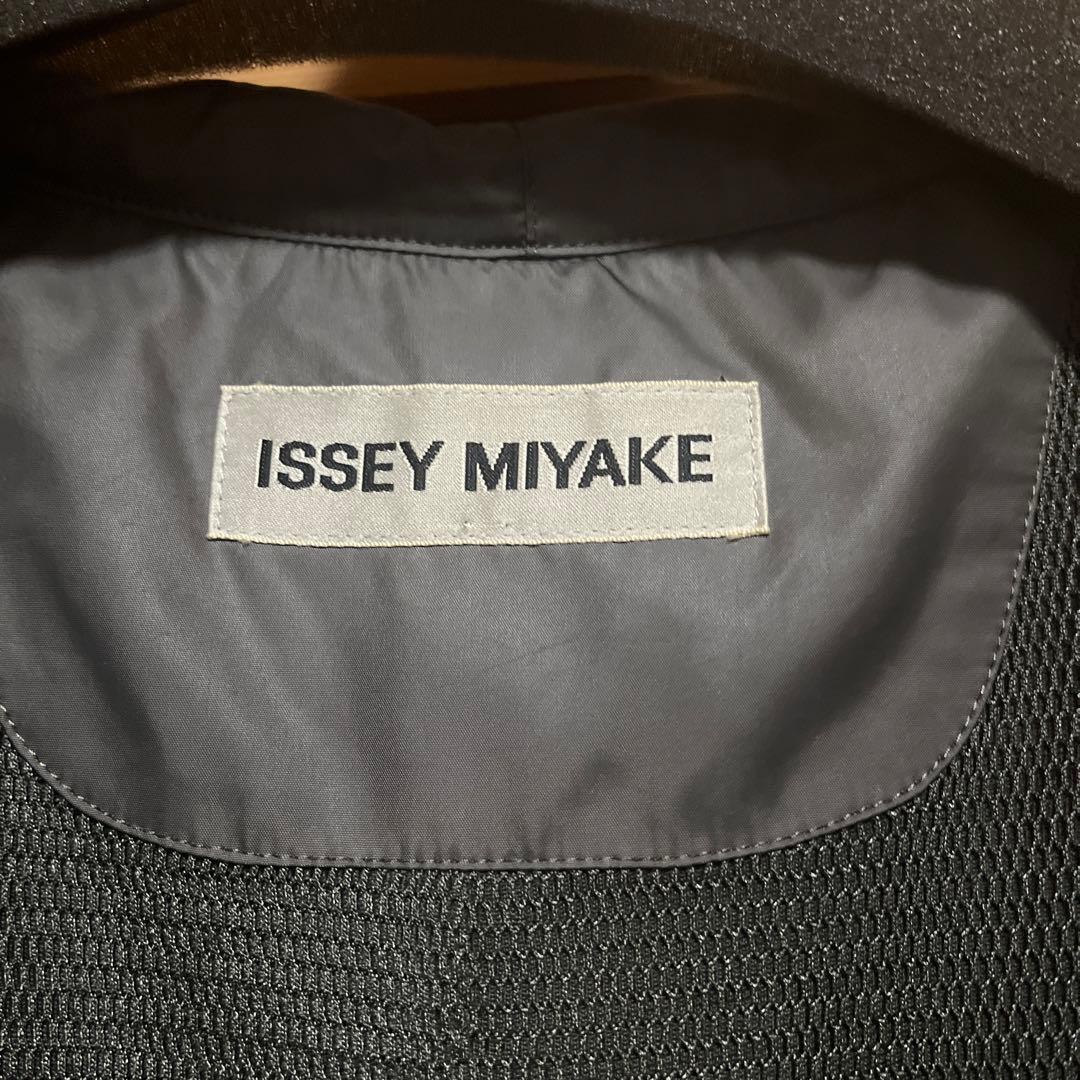 イッセイミヤケ　未使用　ロングコート　モッズコート　カーキグレー　春秋冬