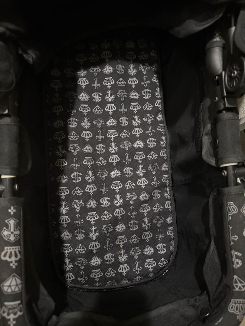 ペットパラダイス・ クリエイティブヨーコ・王冠三輪バギー・ペットカート