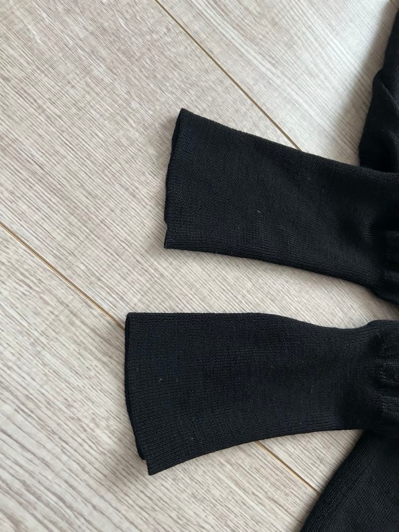 イタリア製　ヴィヴィアンウエストウッド　カーディガン オーブ刺繍＆ボタン L 黒