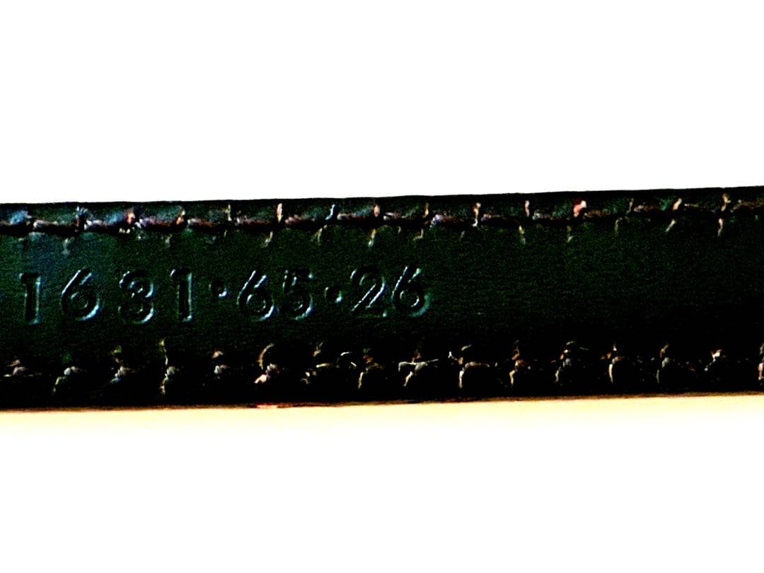 GUCCI細ベルト　GGロゴ(ゴールド) をキャメルカラーレザー