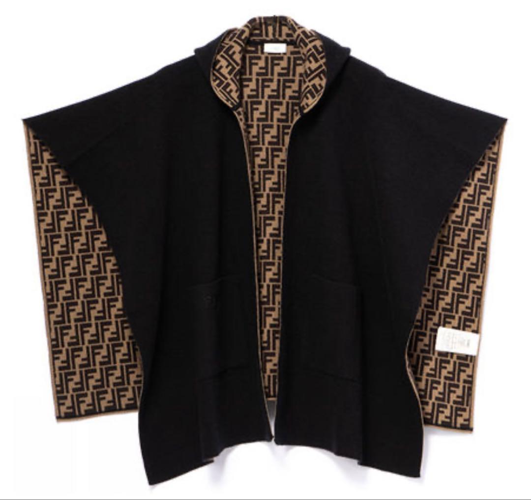 一回着用のみ　FENDI リバーシブル ケープ