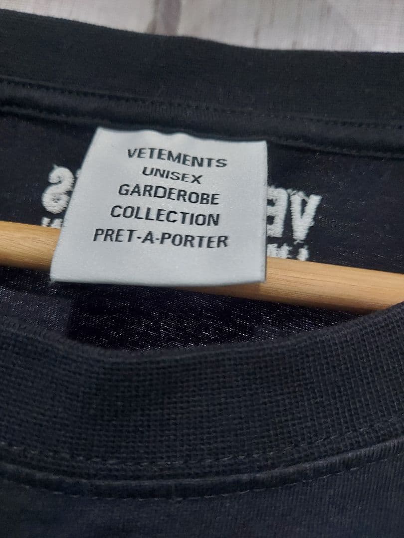 ぴ*こ様 VETEMENTS T-shirt Tシャツ☆