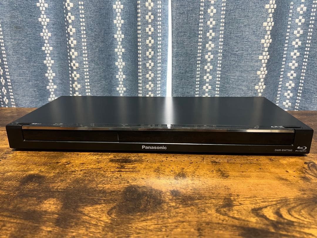 【内部清掃済】パナソニック製　ブルーレイレコーダー DMR-BWT560