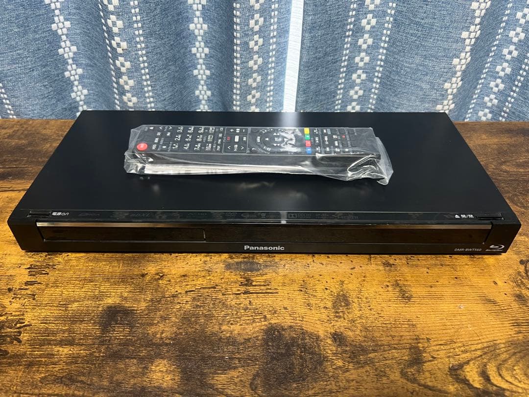 【内部清掃済】パナソニック製　ブルーレイレコーダー DMR-BWT560
