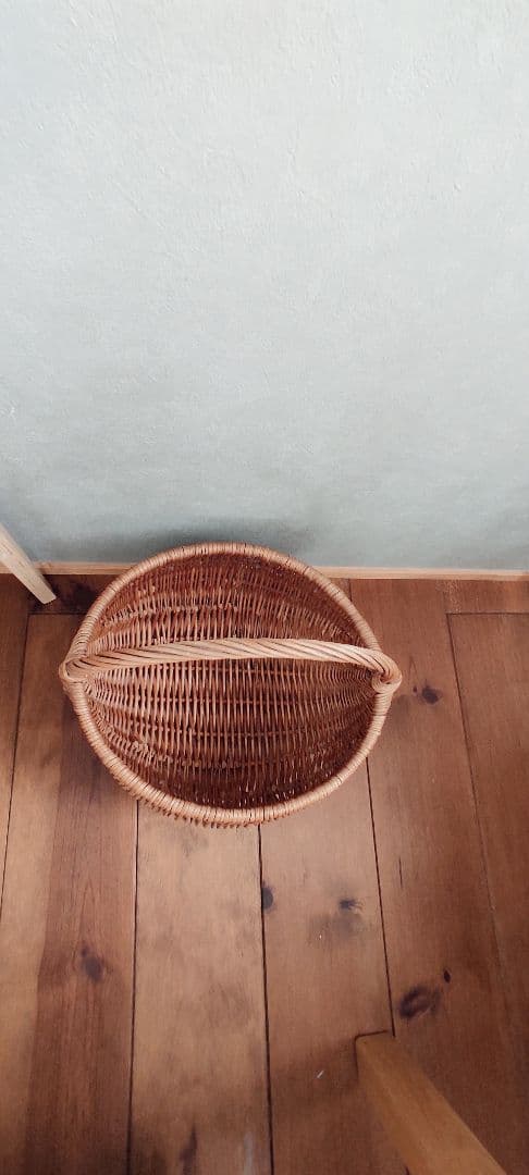 籐製丸型かご　収納かご　大