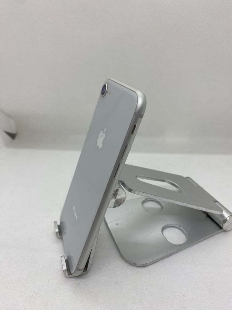 Iphone 8 256GB Sim フリー　65751