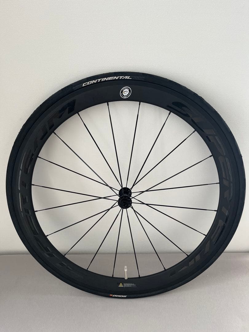 SUPERTEAMカーボンホイールContinental GP5000 装着済