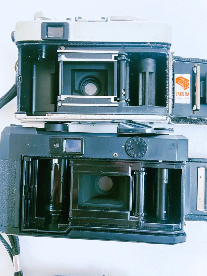 フィルムカメラ　Konica C35, Cosina ,Olympus Pen