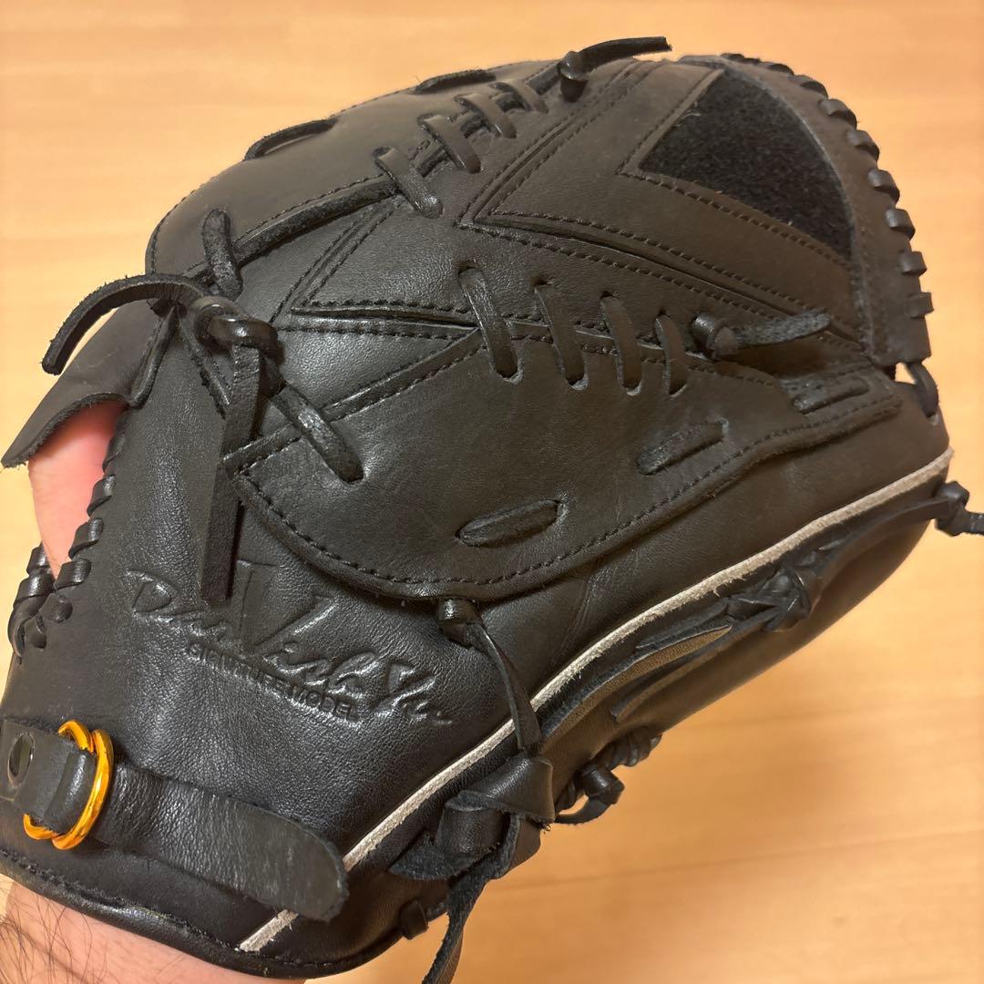 Nike ブラック 軟式グローブ ダルビッシュモデル