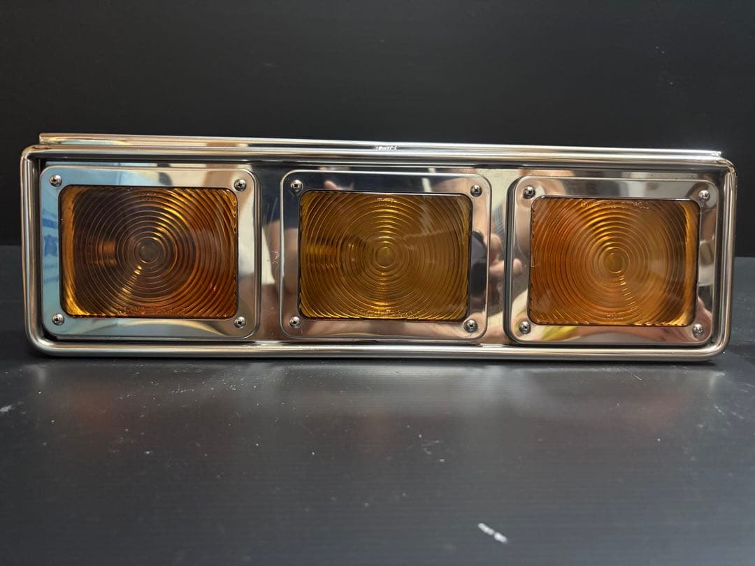 ☆3連 中間サイドウィンカー　丸棒巻き　左右セット　ステンレス　レトロ デコトラ