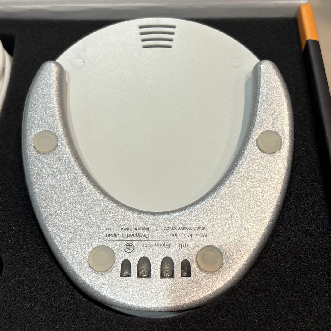 極美品★inti4s 光で起きる目覚まし時計 inti Energy Light