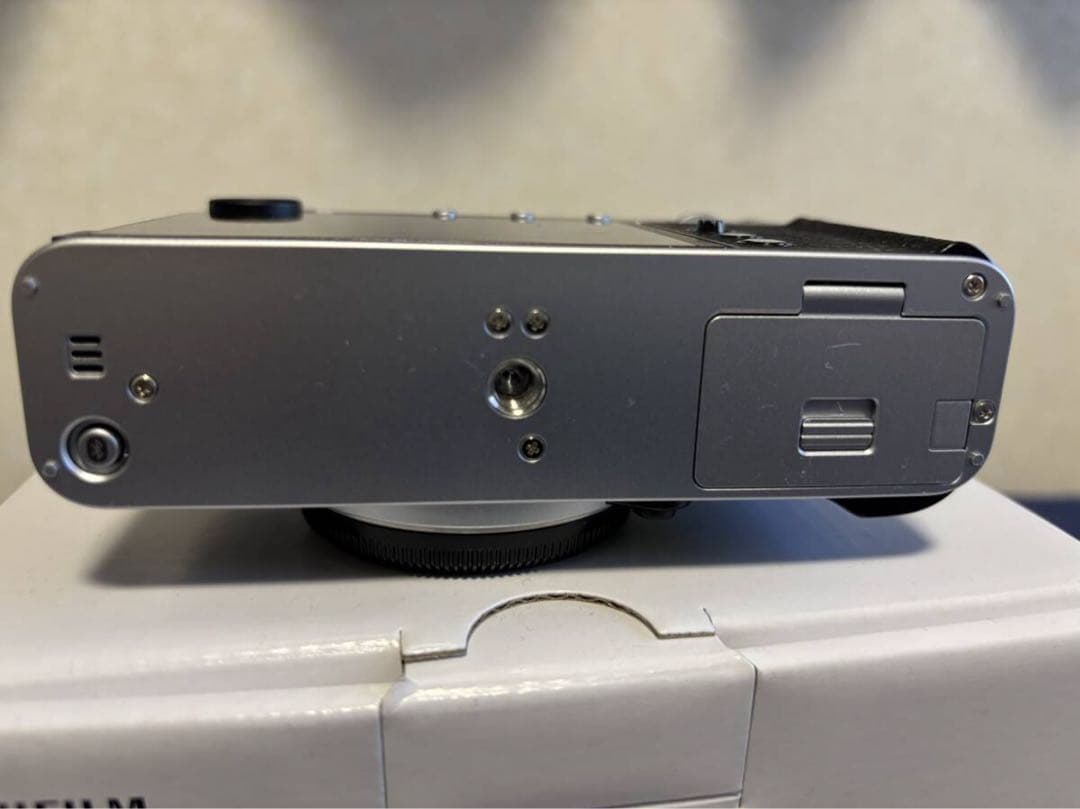 デジタルカメラ FUJIFILM X-E5 TTARTISAN 25mm F2