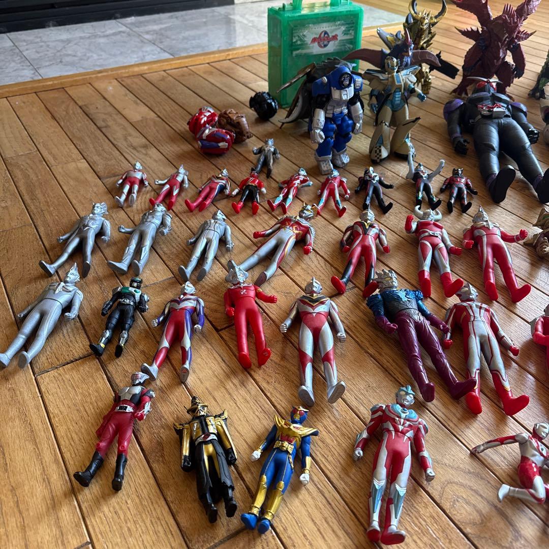 [即購入ok] ウルトラマン フィギュア 大量 まとめ 他マブヤーなど