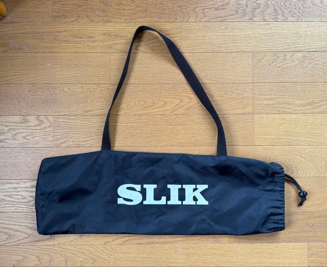 【レンズ、三脚付き】Canon EOS 80D デジタル一眼レフカメラ