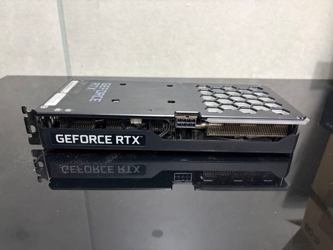 グラフィックボード・グラボ・ビデオカード Gainward GeForce RTX 3060 Ti Ghost