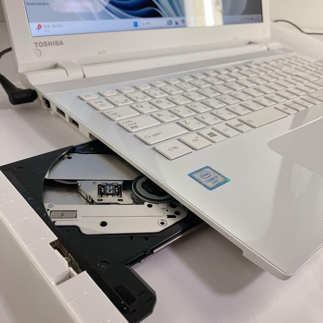 dynabook 6世代Corei7 SSD512GB 16GB 　Win11