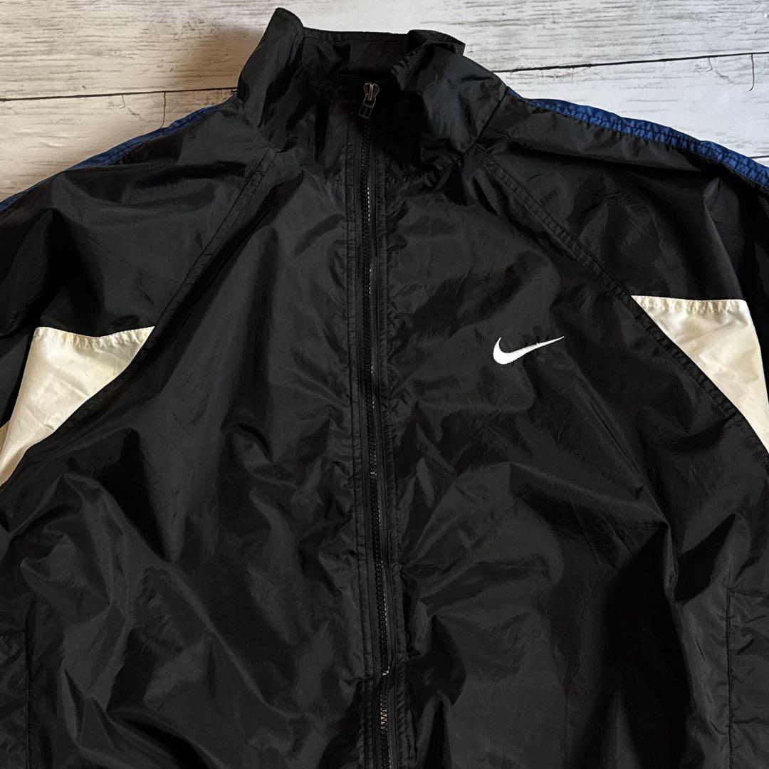 ヘ*子様 90s NIKE ナイロンジャケット バックロゴ 刺繍ロゴ 黒 白 青