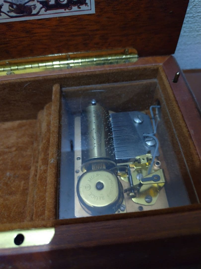 スイス製　REUGEオルゴール