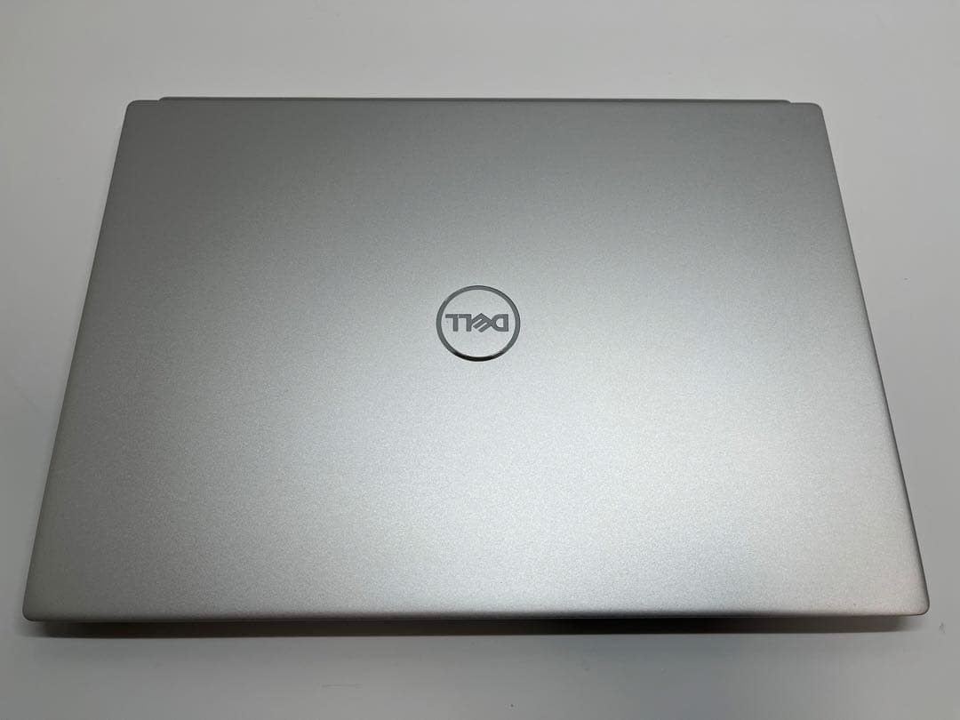 美品 DELL Inspiron P156G 第12世代i5 8GB 256GB
