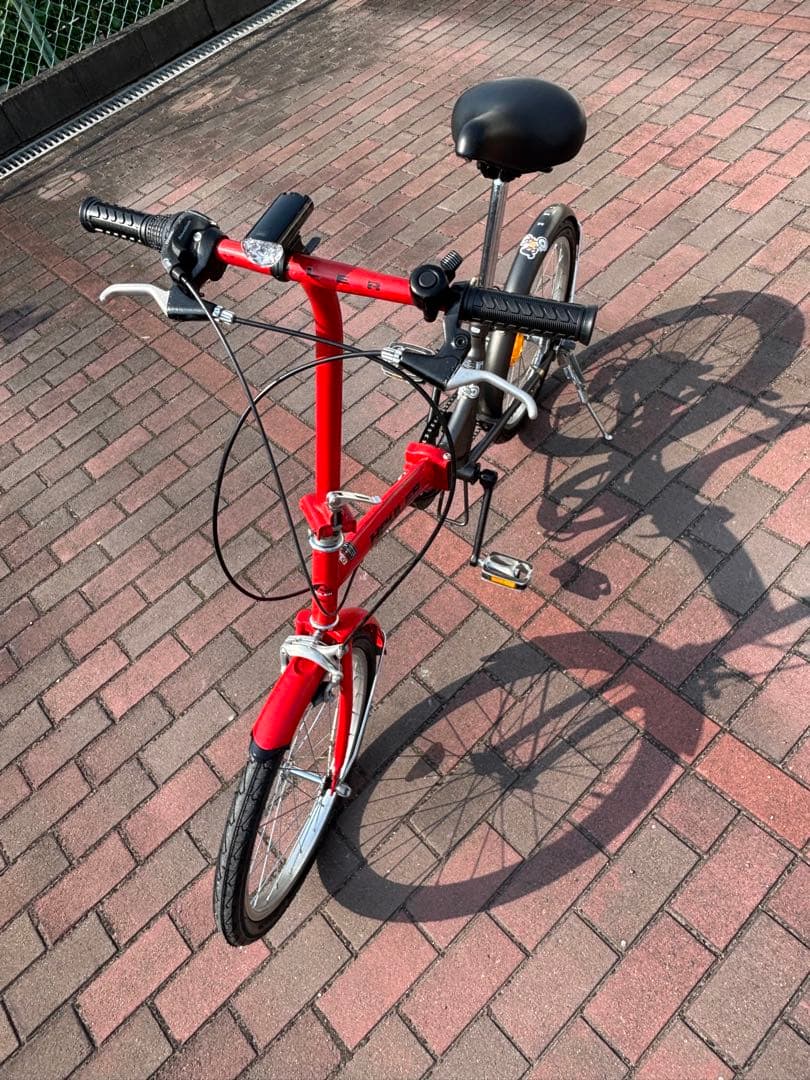 新品タイヤに6段変速機付・折り畳みミニベロ(20㌅)お引取りでも、配達も可能]