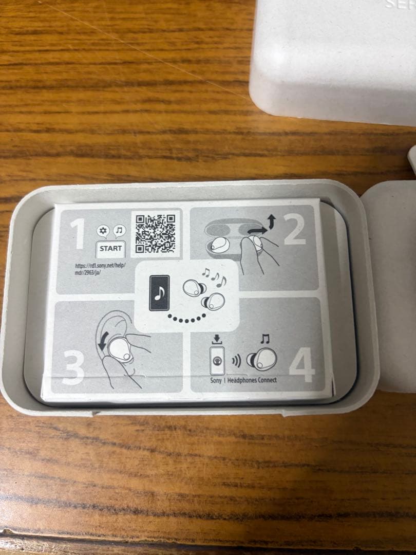 G*I様 ほぼ新品　ケース付き　SONY WF-1000XM5 ワイヤレスイヤホ