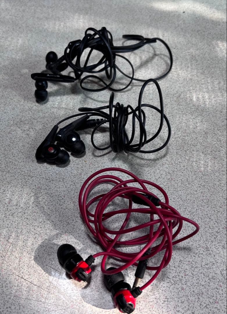 SONY WALKMAN NW-S605 2GB ケーブルなし イヤフォン3種付