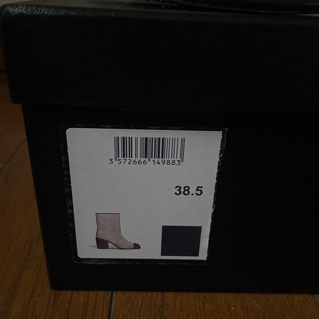 CHANEL 黒　スエード　ショートブーツ