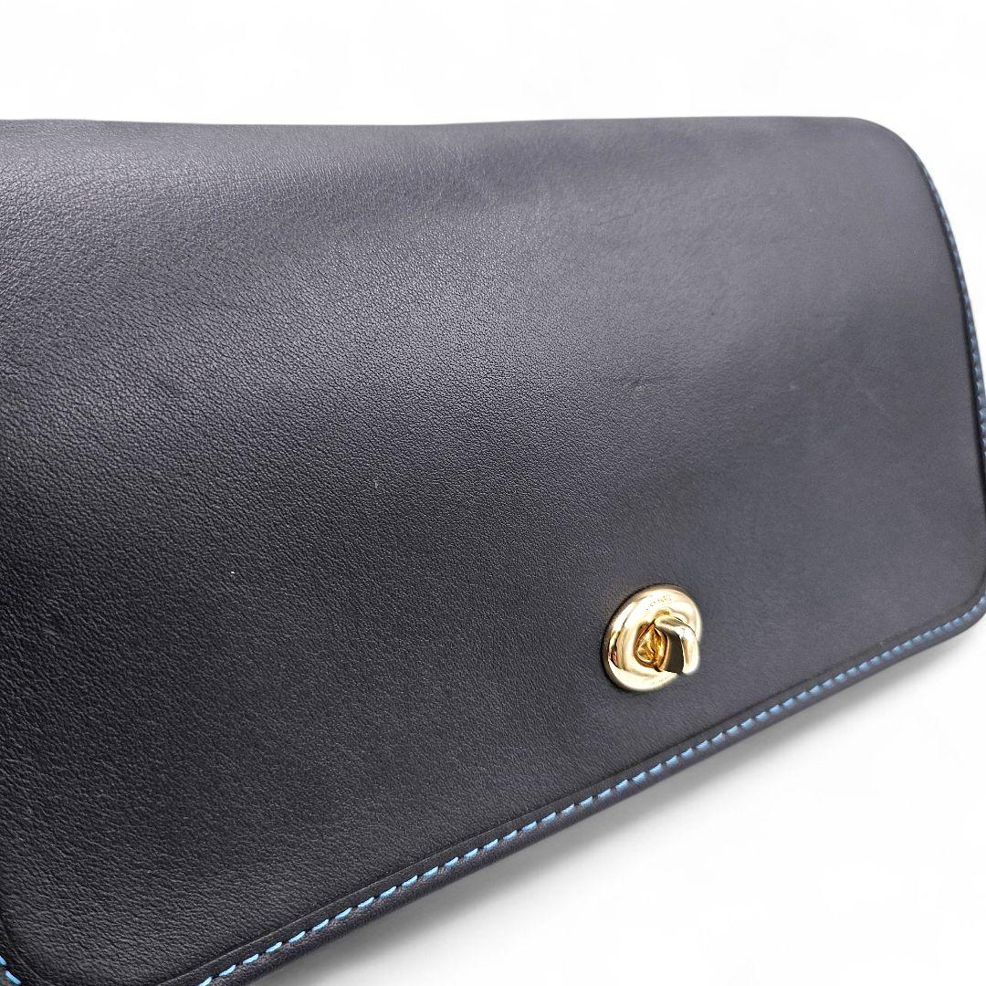 美品　 COACH ディンキー ターンロック ショルダーバッグ クラブタンレザー