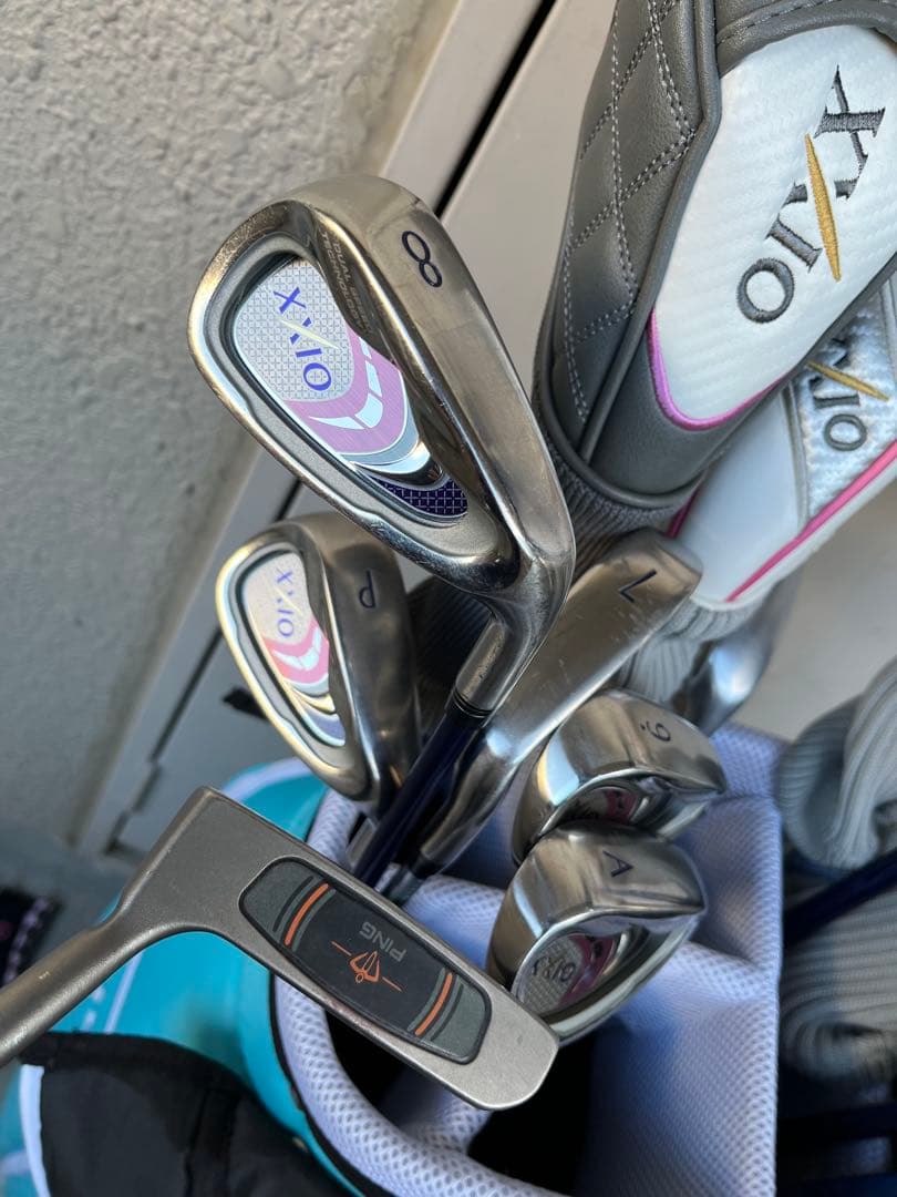 レディース！超豪華XXIO 9＆10代目女性用ゴルフセット+キャデバッグ+オマケ