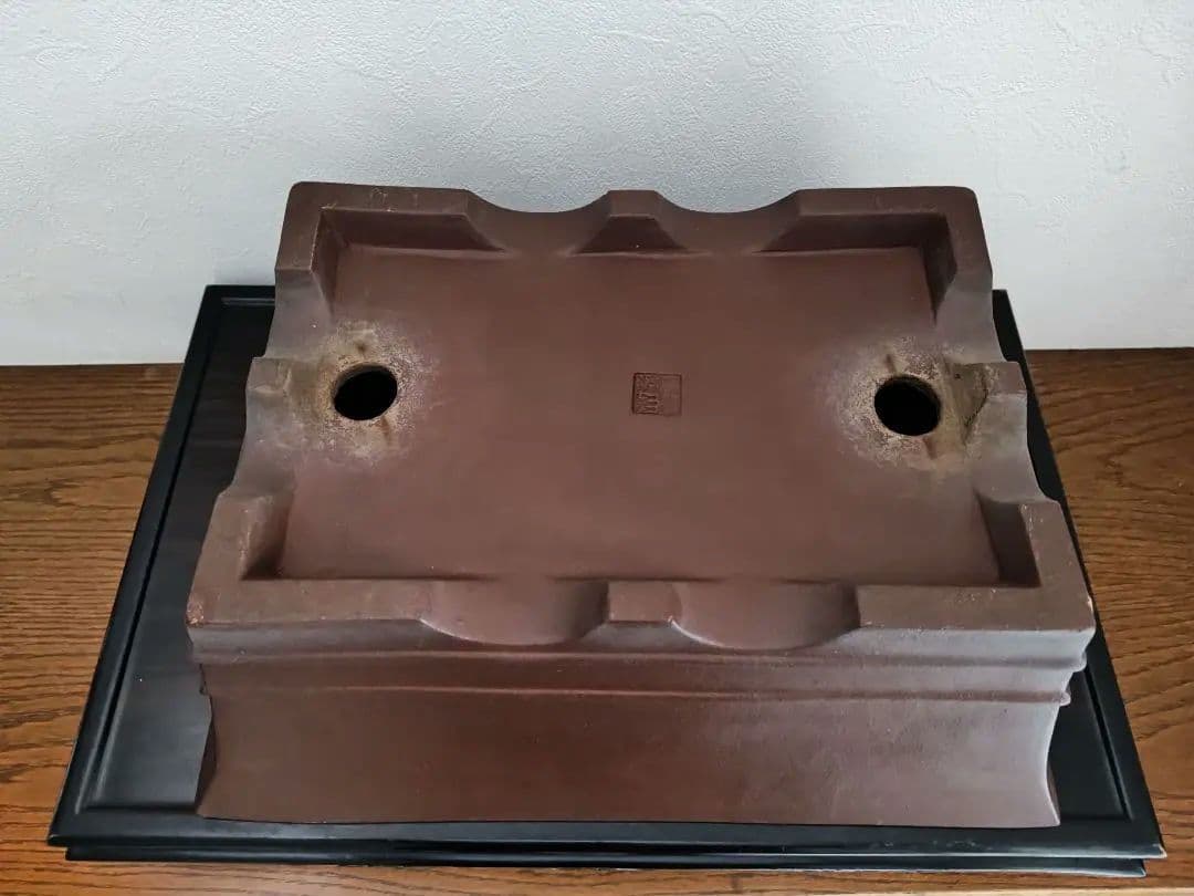 茶色の陶器製長方形盆栽鉢 太山　落款あり　希少　大型