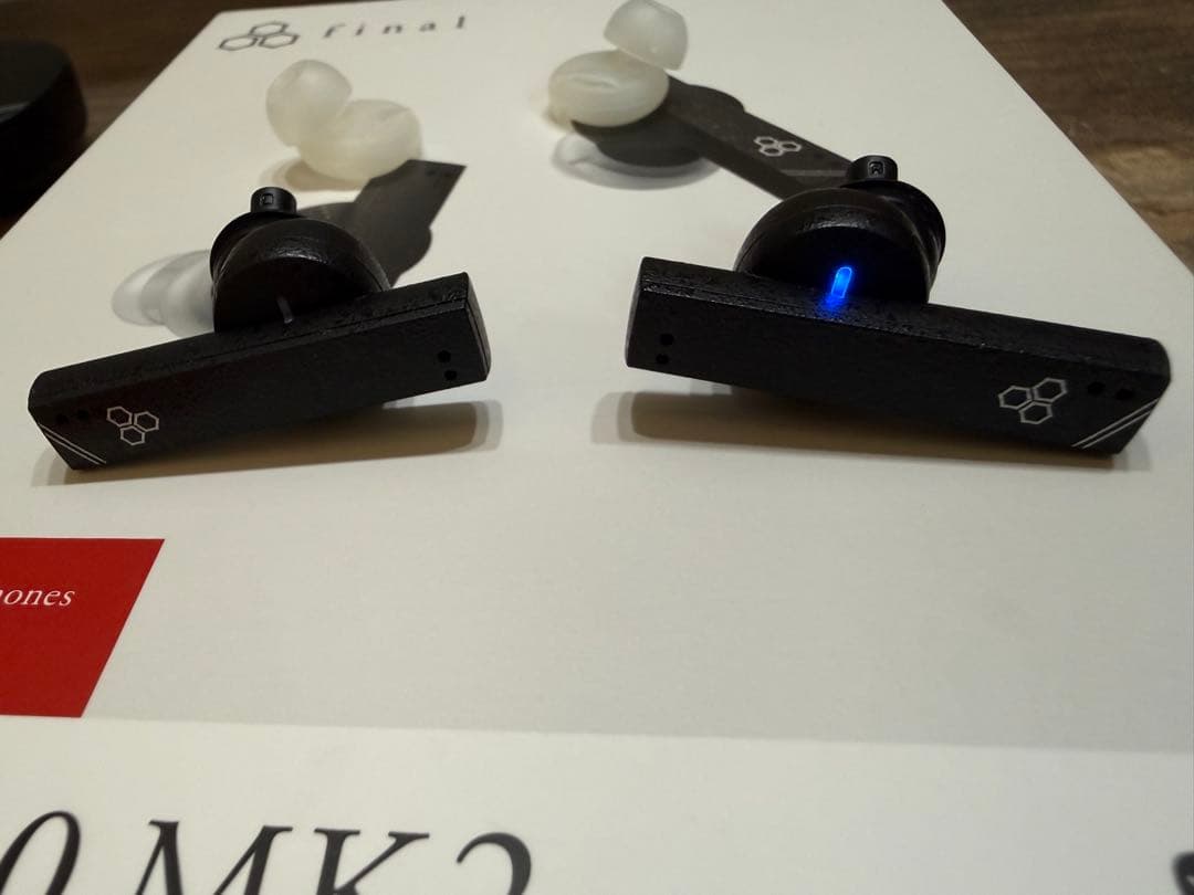 final ZE8000 MK2 8K SOUNDワイヤレスイヤホン