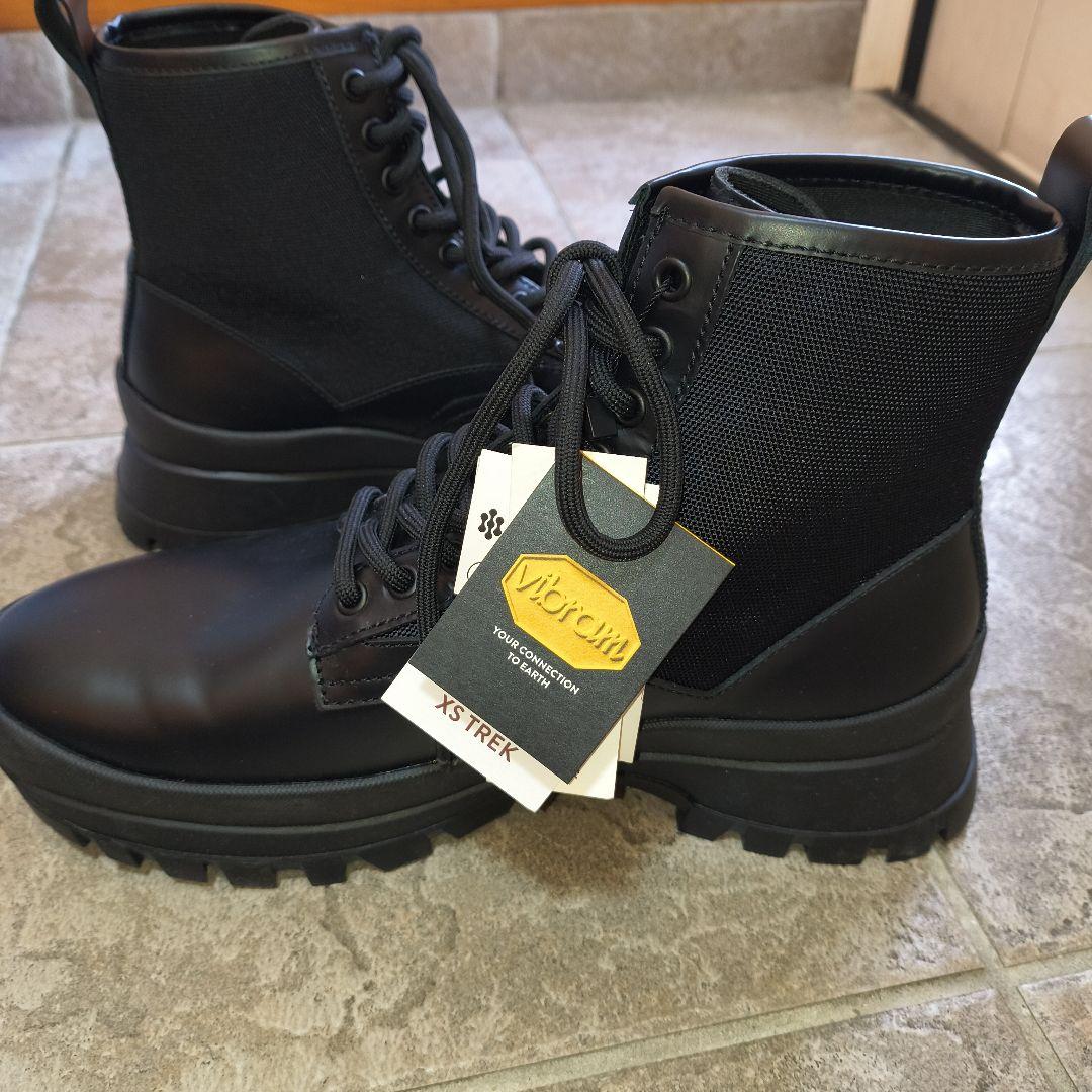 希少【新品未使用】ZARA VIBRAM レザーブーツ 26.5