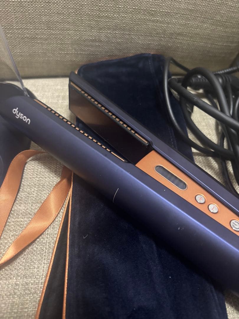 Dyson Corrale™ コッパー/ブライトニッケルへ アアイロン