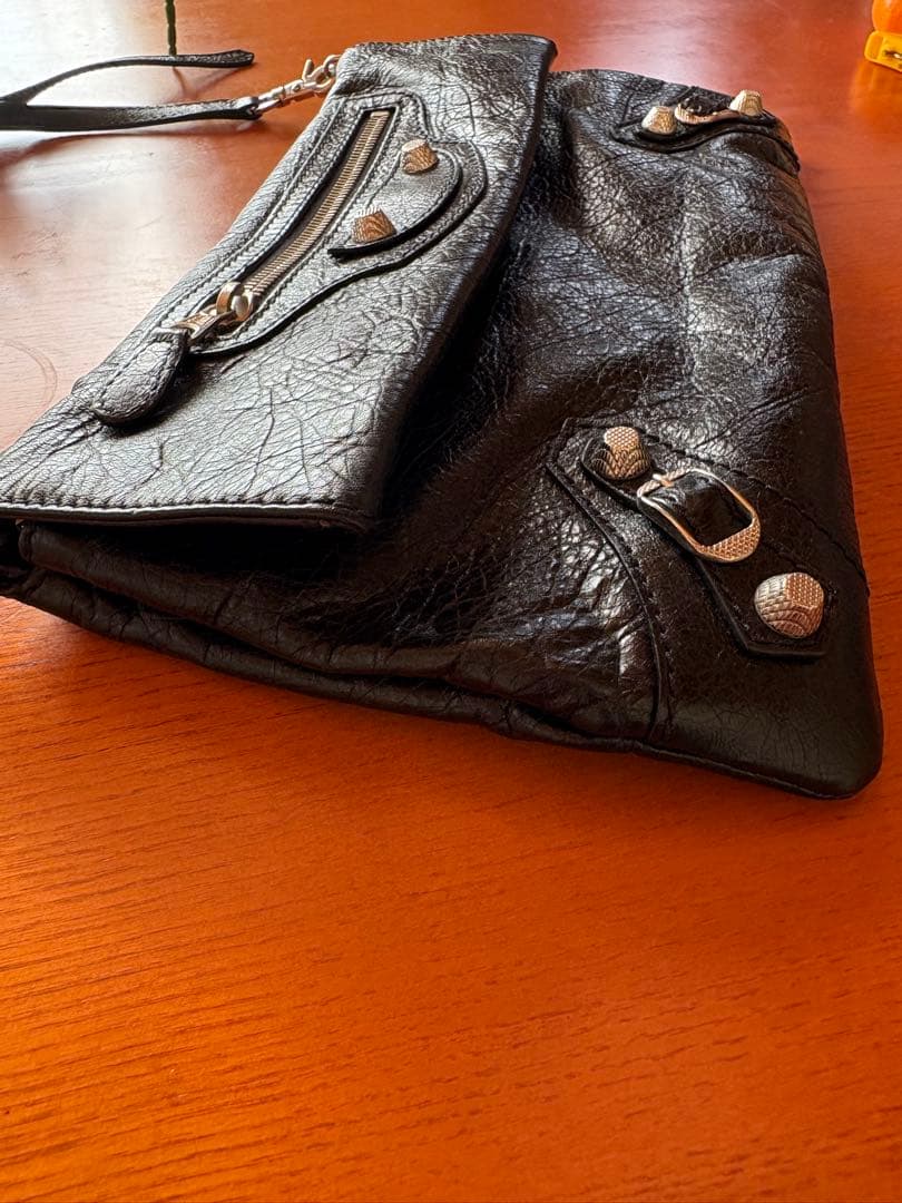 suqqun. バレンシアガ ❤︎ ショルダークラッチバッグ